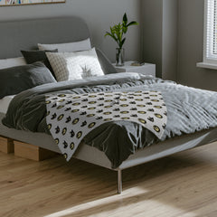 Panther Soft Velveteen Cozy Throw (Gray)