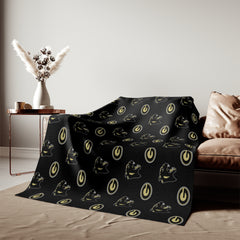 GBN Cozy Sweatshirt Blanket