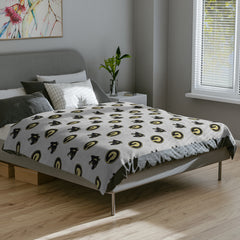 Panther Soft Velveteen Cozy Throw (Gray)